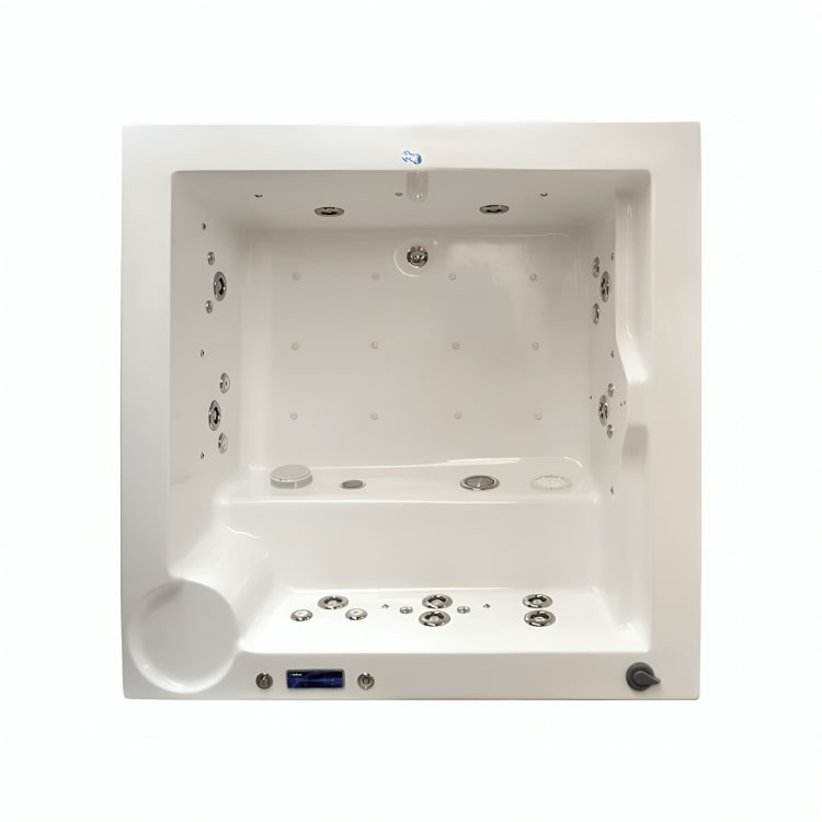 Spa de exterior compacto con hidromasaje, cromoterapia, calefacción y gabinete de teca. Disponible en Todo Para tu Baño. Solicita instalación.