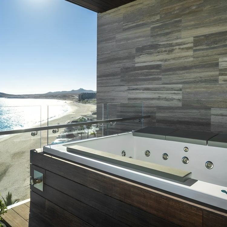 Tina de hidromasaje para 4 personas con cascada gigante, doble motor y 11 jets. Confort y elegancia. ¡Adquiérela en Todo Para tu Baño!