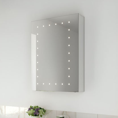 Diseño inteligente y almacenamiento eficiente. Botiquín LED con antiempañante y sensor táctil para un baño moderno. ¡Descubre Centauro ahora!

SKU: MC3550L