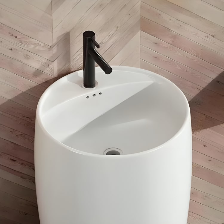 El Lavabo de Pedestal Constanza combina lujo y funcionalidad. Cerámica premium con certificaciones internacionales, ideal para grifería de pared.

SKU: WS-057B