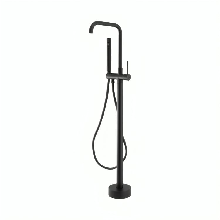 Llave de pedestal para tina con ducha de mano Ebro | Diseño moderno, acabado en negro mate o cromo, con cuerpo de latón y cartucho cerámico. Ideal para tinas freestanding.