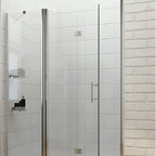Puerta de ducha plegable Bruselas con vidrio templado de 6 mm. Diseño moderno, cierre magnético y acabados premium en cromo y negro mate.

SKU: AZ11P2