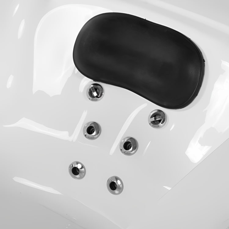 Tina individual empotrada con 12 jets, motor de 2.5 HP y diseño ergonómico. Ideal para baños compactos. ¡Adquiérela en Todo Para tu Baño!