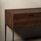 Mueble de baño Tintoretto

Diseño en color nogal, lavabo negro mate y materiales premium certificados. Sofisticación y funcionalidad para baños modernos.

KL810883-120