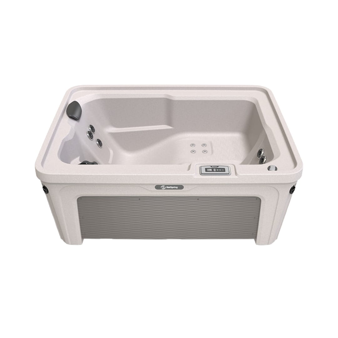 Descubre el spa de exterior HotSpring Mini™. Solución portátil de hidroterapia para 2 usuarios con tecnología Plug-N-Play. Todo Para Tu Baño, autoridad en wellness.